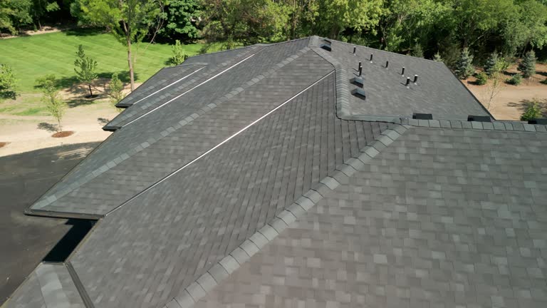 Best Roof Insulation Installation  in Englewood, OH